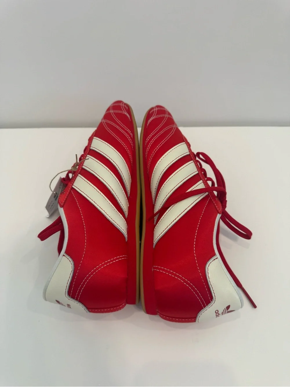 adidas Tarkwondo Lace Womens 8.5 Red Sneakers with White Stripes Streetwear